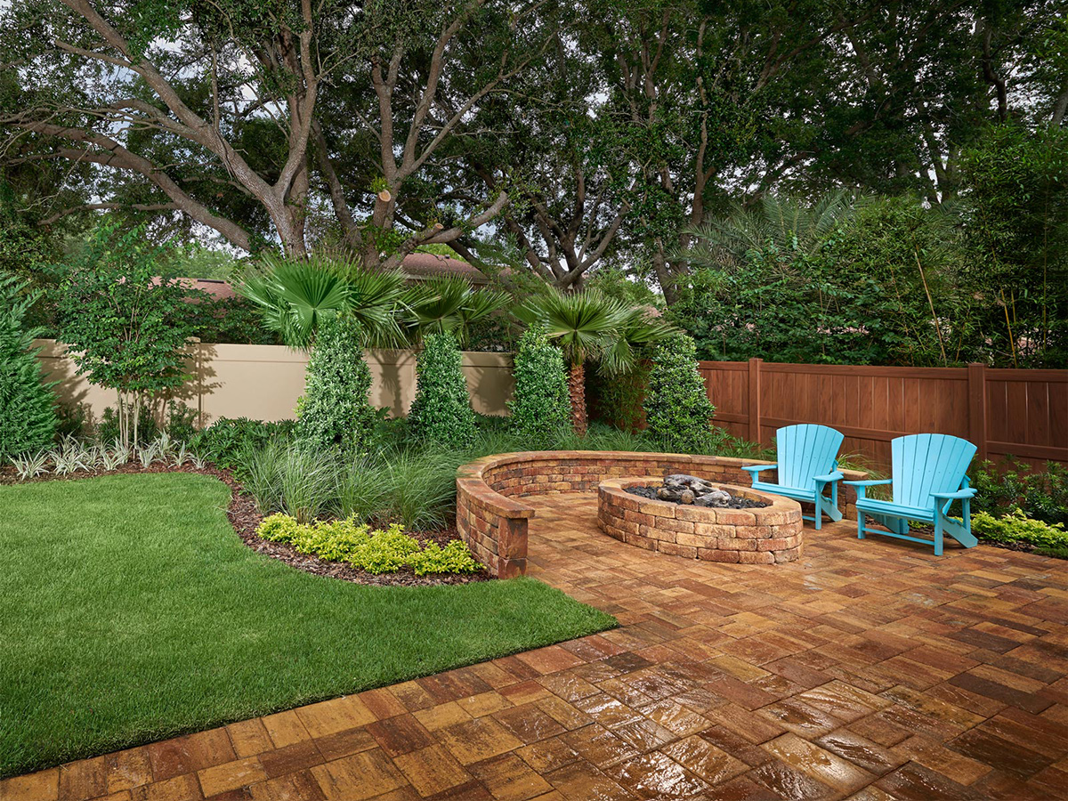 Backyard Design Ideas By An Orlando, Privacy Landscaping Ideas Florida